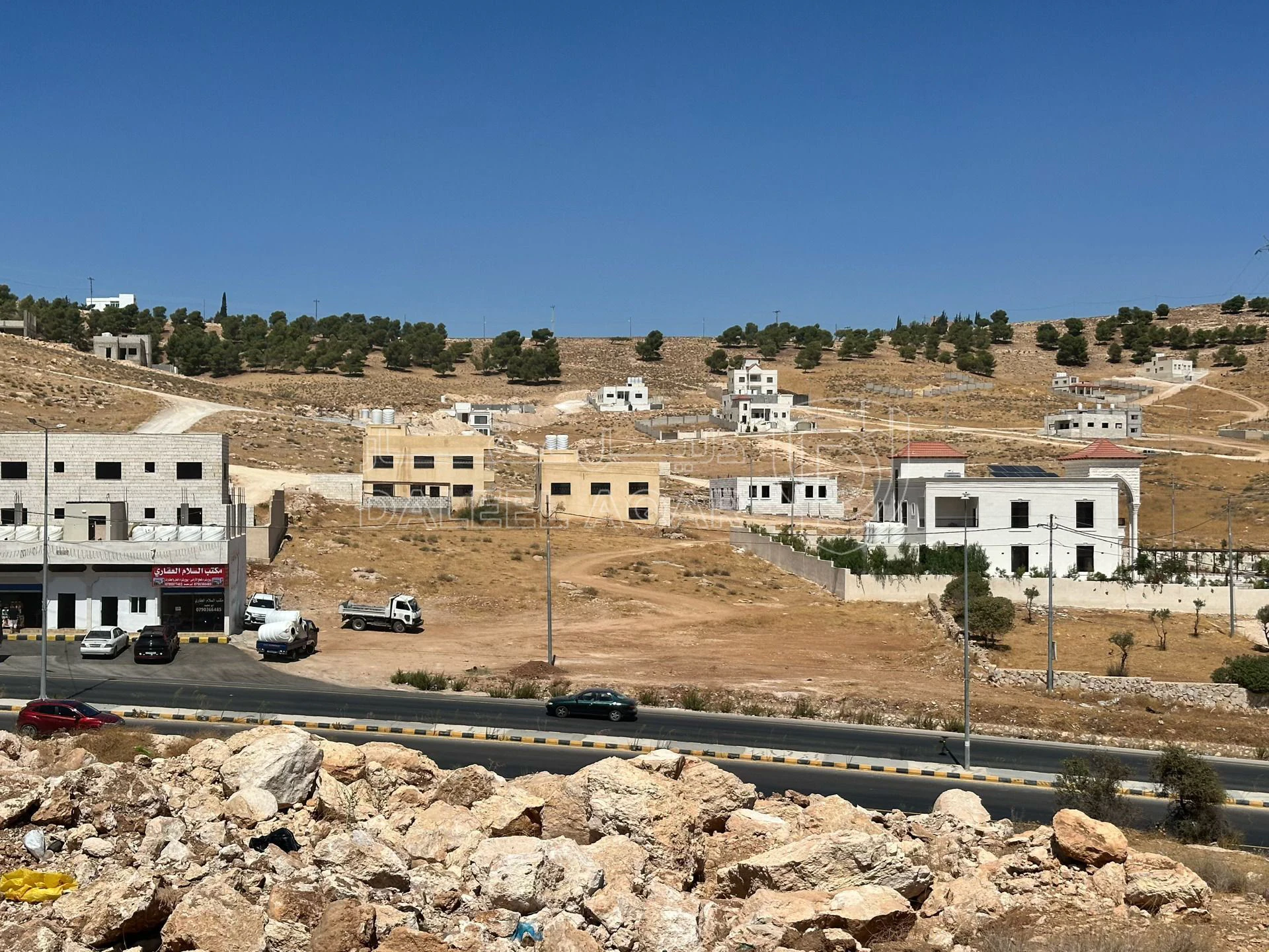 أرض في بيرين الشارع الر ئيسي  - 245,000 دأ - صورة 4