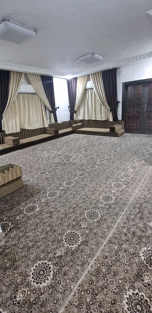 فيلا/منزل في جبل الزهور  - 200,000 دأ - صورة 1