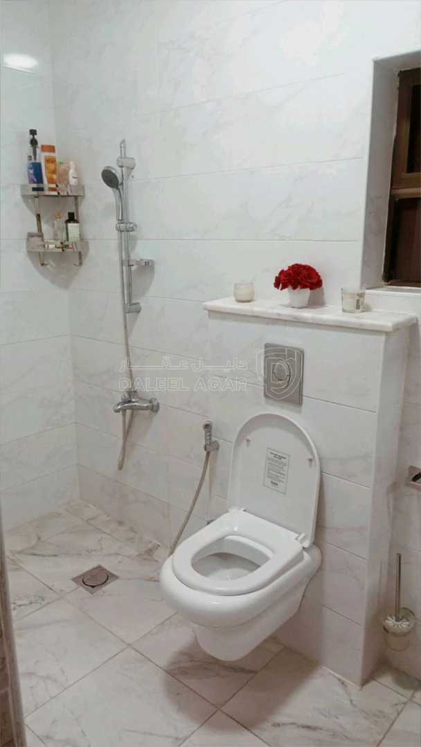 فيلا/منزل في جبل الزهور  - 200,000 دأ - صورة 1