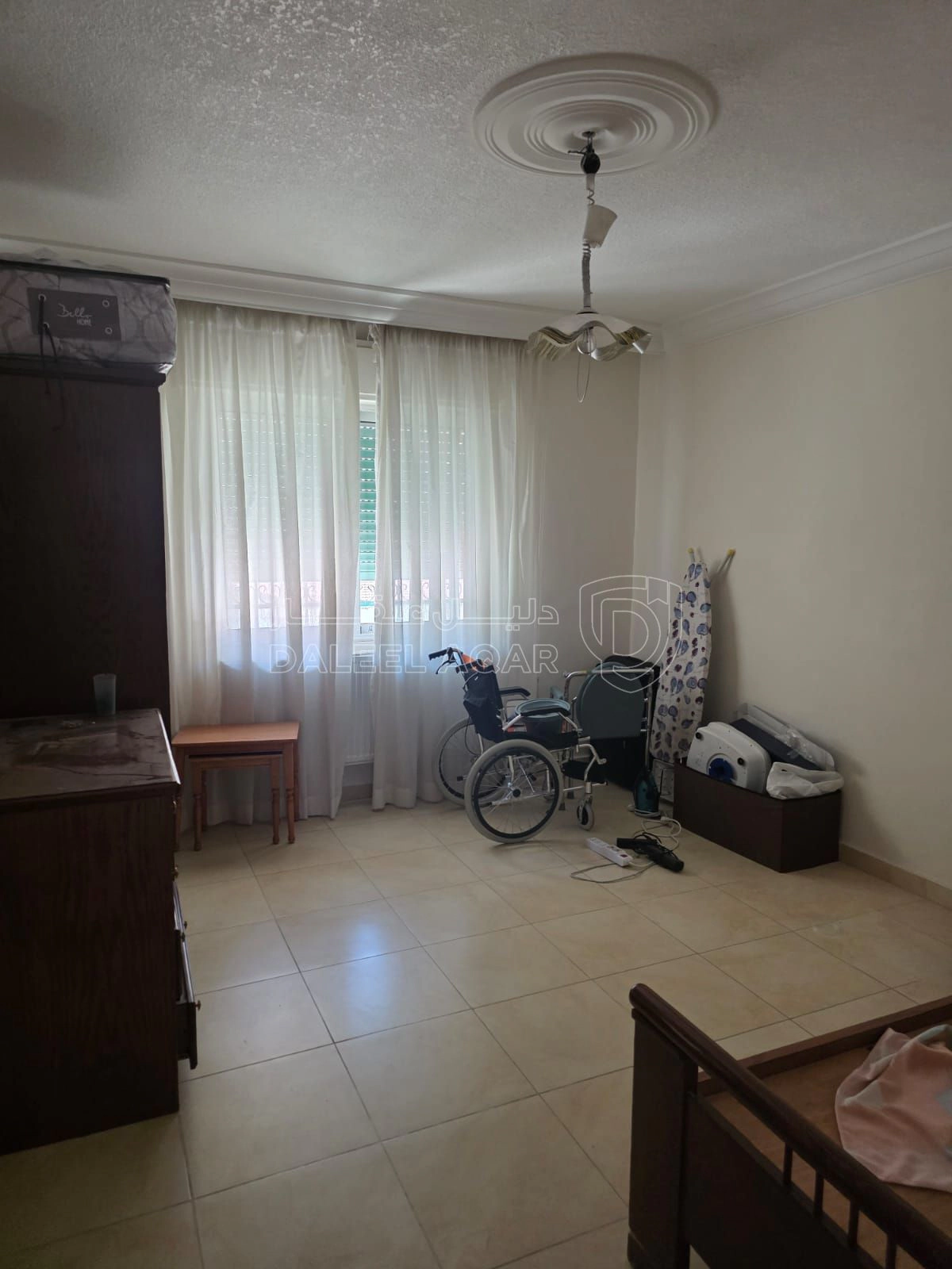 شقة في الجبيهة ش.الرضوان/مسجد الحاج عبد الكريم السكافي - 63,400 دأ - صورة 1
