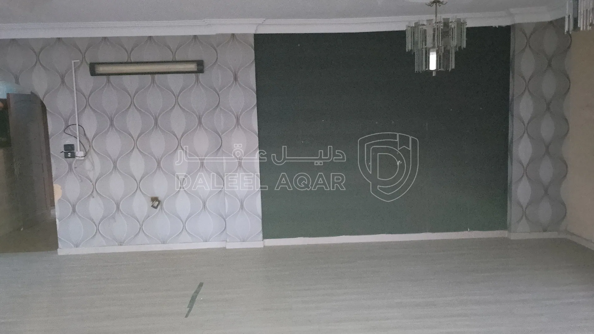 شقة في مطعم الرملة ( للفلافل والحمص ) - 35,000 دأ - صورة 1