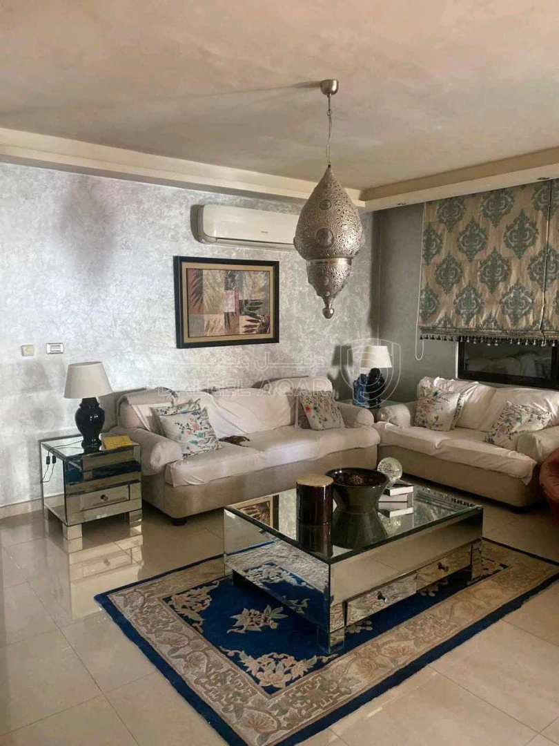 شقة في ( حي المهندسين ) بين الياسمين وحي الصاحبه - 105,000 دأ - صورة 1