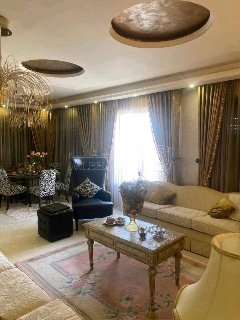 شقة في ( حي المهندسين ) بين الياسمين وحي الصاحبه - 105,000 دأ - صورة 1