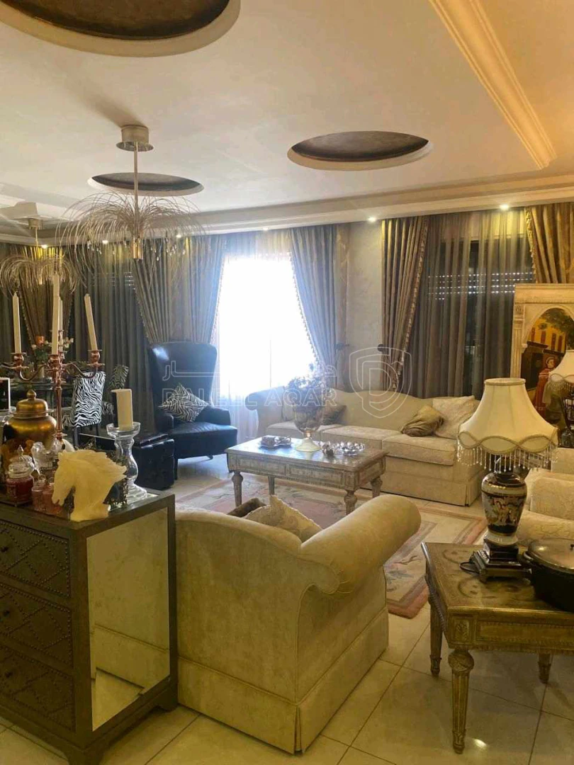 شقة في ( حي المهندسين ) بين الياسمين وحي الصاحبه - 105,000 دأ - صورة 1