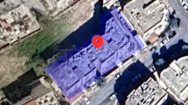شقة - جبل الحسين  الشارع مقابل مستشفى الاستقلال ٢٠٠  - 38000 دأ