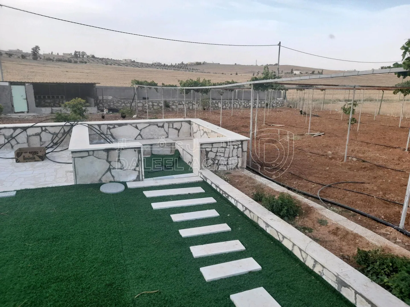 أرض في المفرق البويضه حوض دلعب - 40,000 دأ - صورة 1