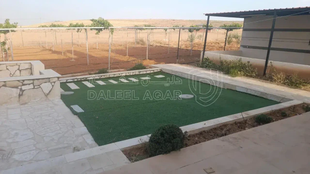 أرض في المفرق البويضه حوض دلعب - 40,000 دأ - صورة 1