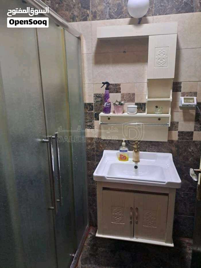 شقة في المدينة الرياضية شارع يزيد بن اسد  - 65,000 دأ - صورة 1