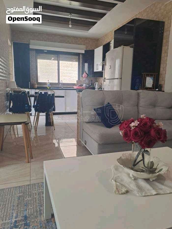 شقة في المدينة الرياضية شارع يزيد بن اسد  - 65,000 دأ - صورة 1