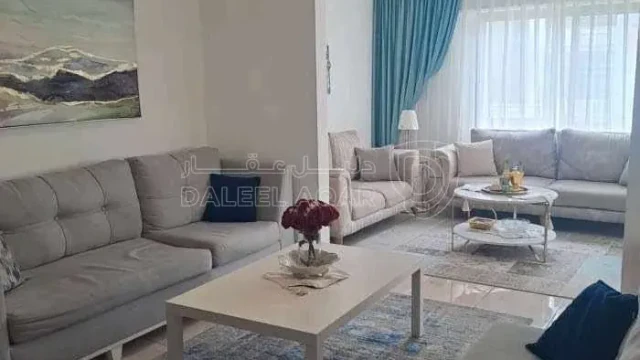 شقة - المدينة الرياضية شارع يزيد بن اسد  - 65000 دأ