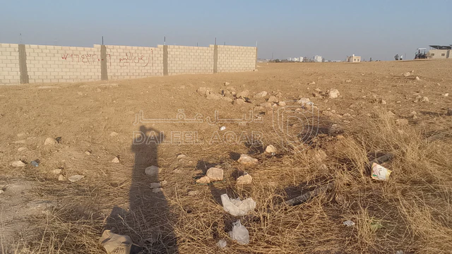 أرض في زيزيا زويزا الجنوبي  - 10,500 دأ - صورة 1
