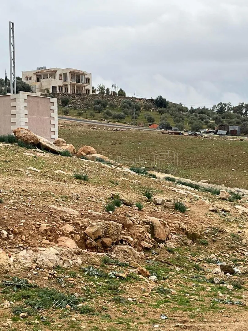 أرض في ارض في شفا بدران عيون الذيب من المالك - 110,000 دأ - صورة 1