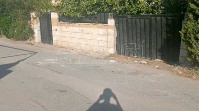 فيلا/منزل في بالقرب من مسجد عمر بن الخطاب  - 60,000 دأ - صورة 1