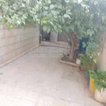 فيلا/منزل في بالقرب من مسجد عمر بن الخطاب  - 60,000 دأ - صورة NaN