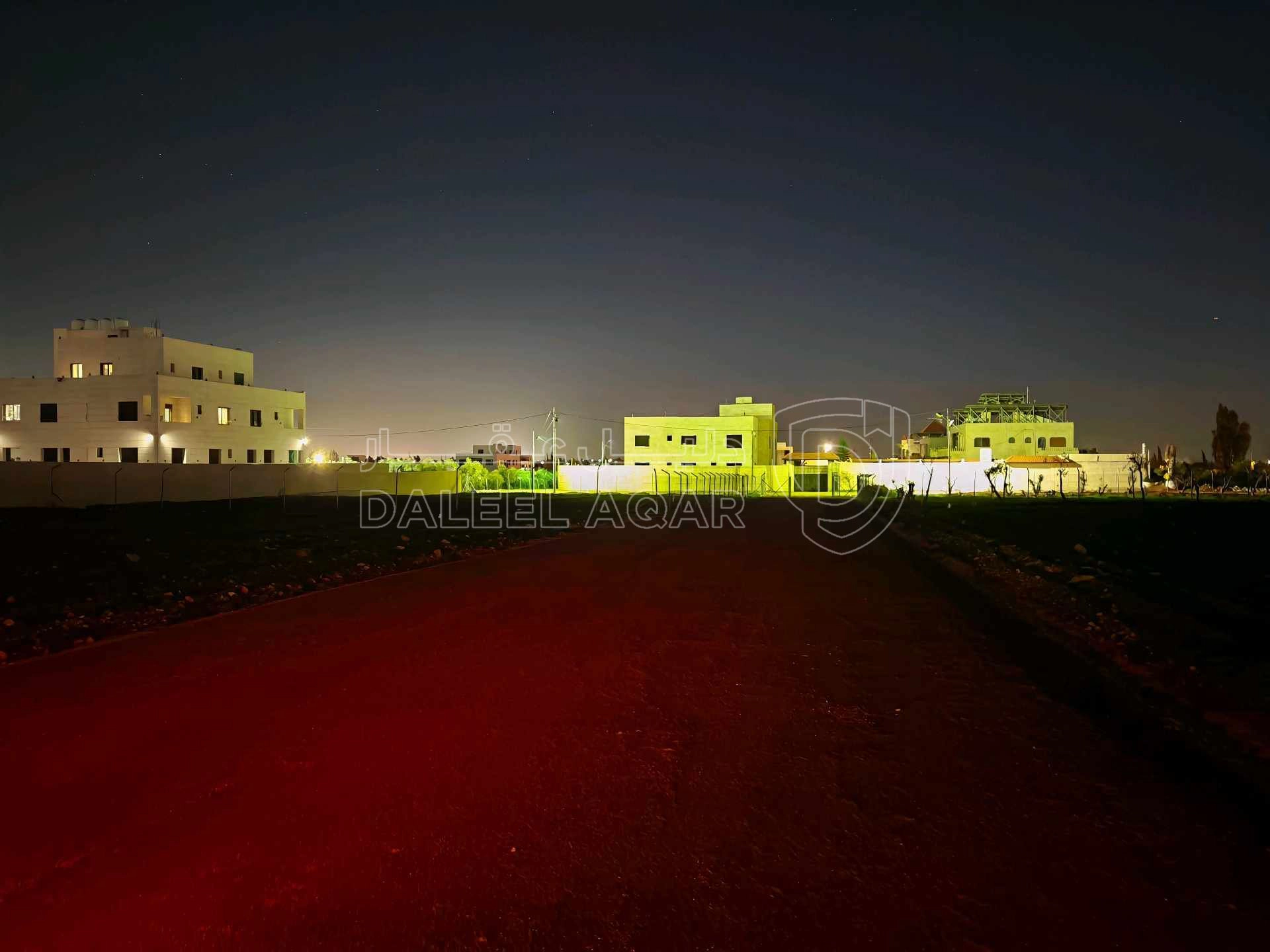 أرض في ام العمد ،حوض النجمية،قرب جسر مادبا  - 120,000 دأ - صورة 1