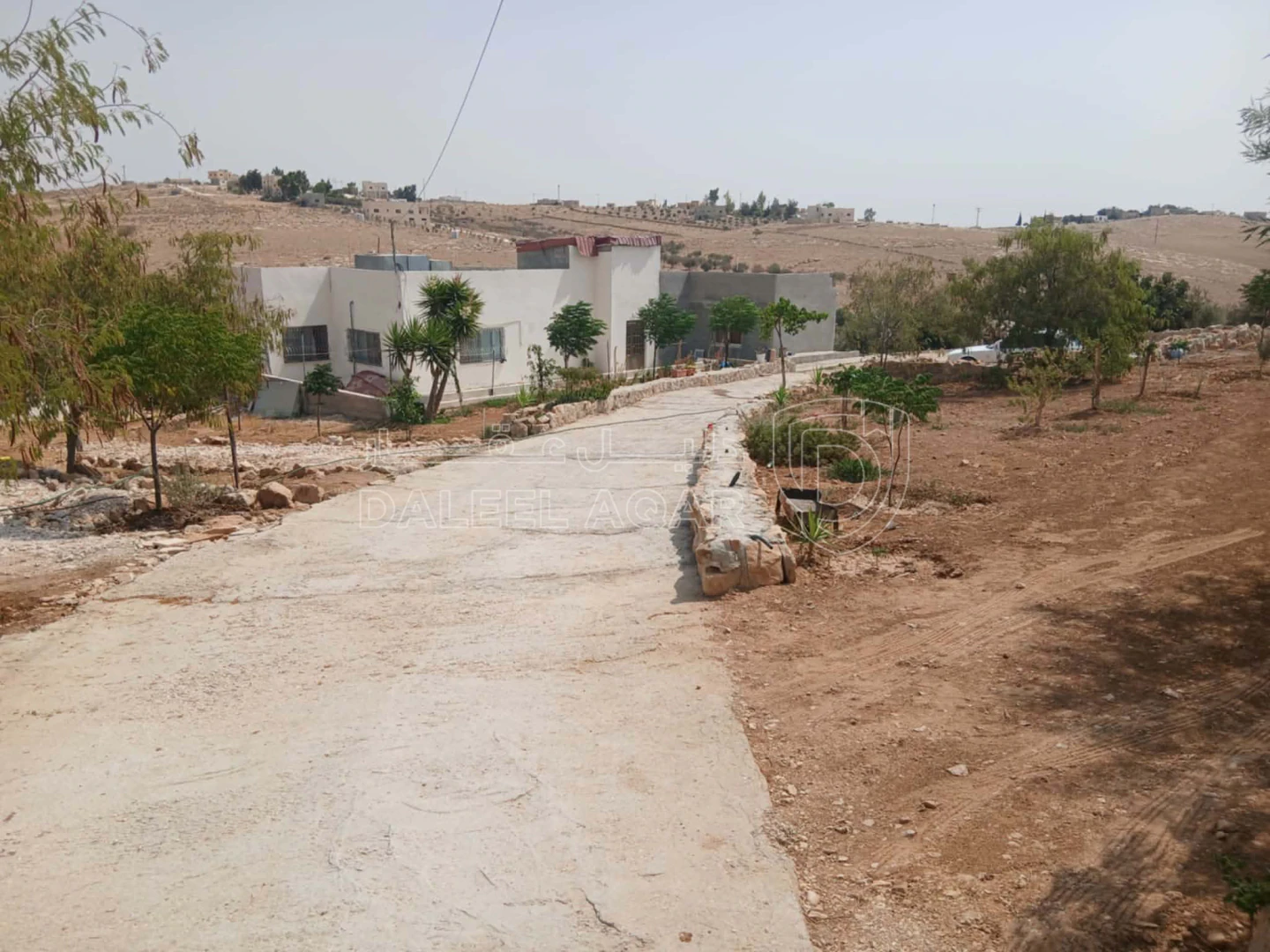 أرض في مأدبا دليلة الحمايدة  - 140,000 دأ - صورة 1