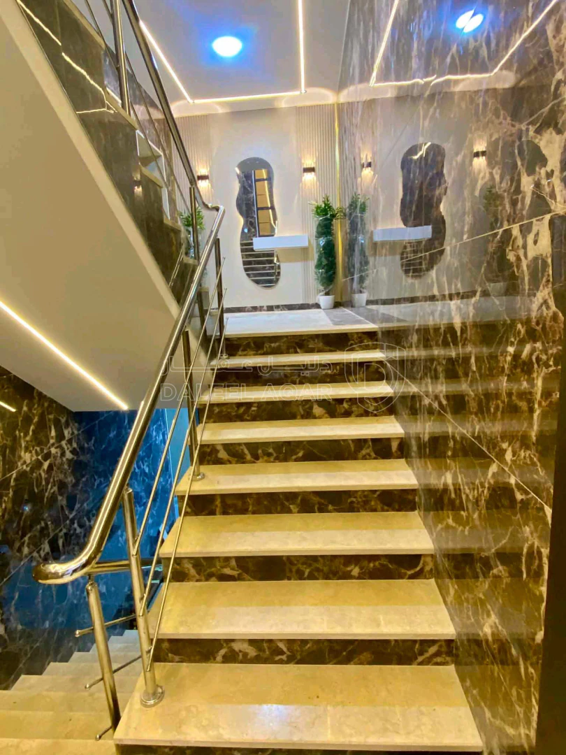شقة في عمان البنيات مقابل مدارس الحصاد - 65,000 دأ - صورة 1
