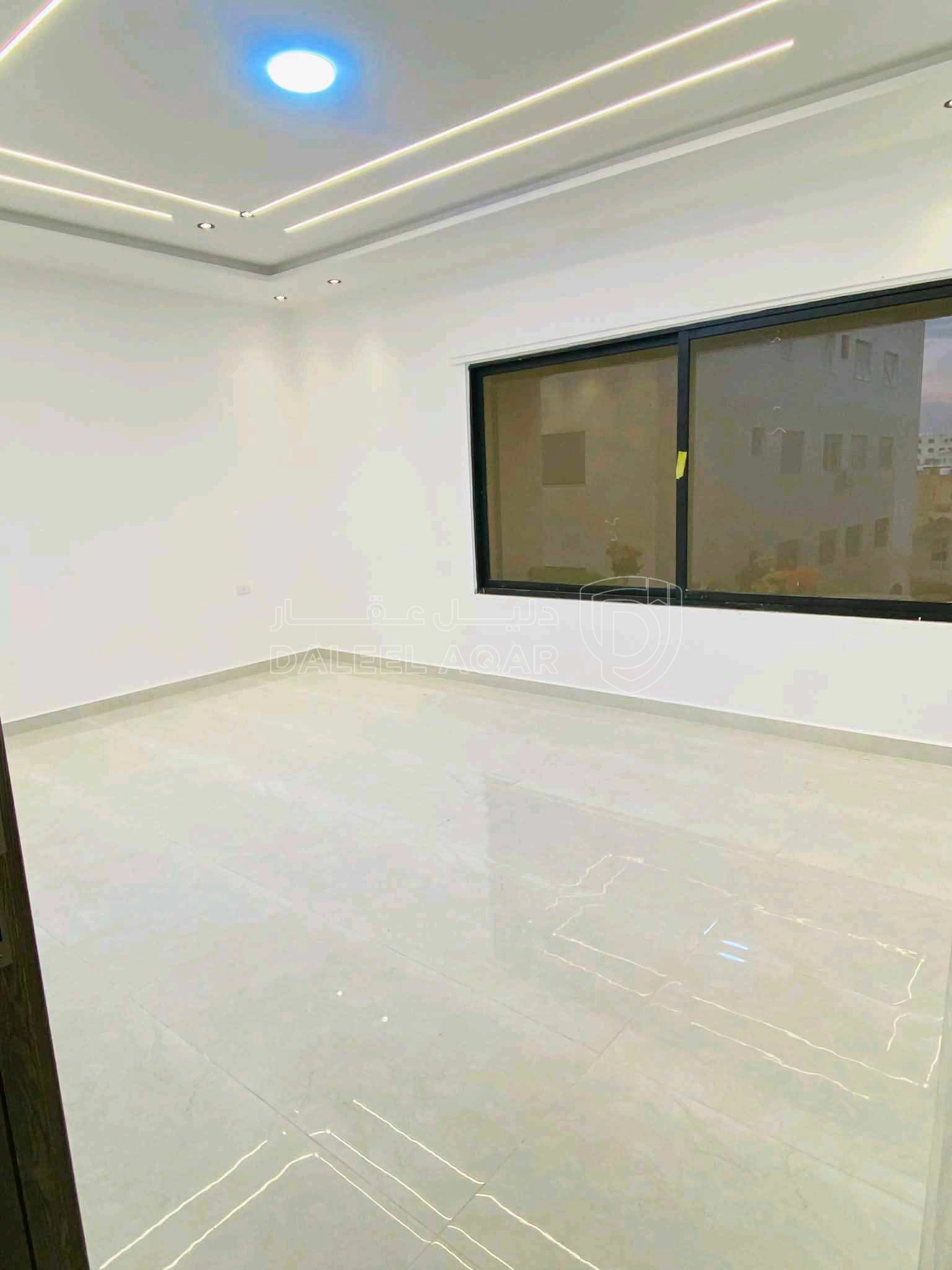 شقة في عمان البنيات مقابل مدارس الحصاد - 65,000 دأ - صورة 1