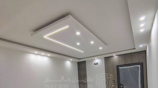 شقة - اربد خلف اربد مول جراند شارع البتراء - 93000 دأ