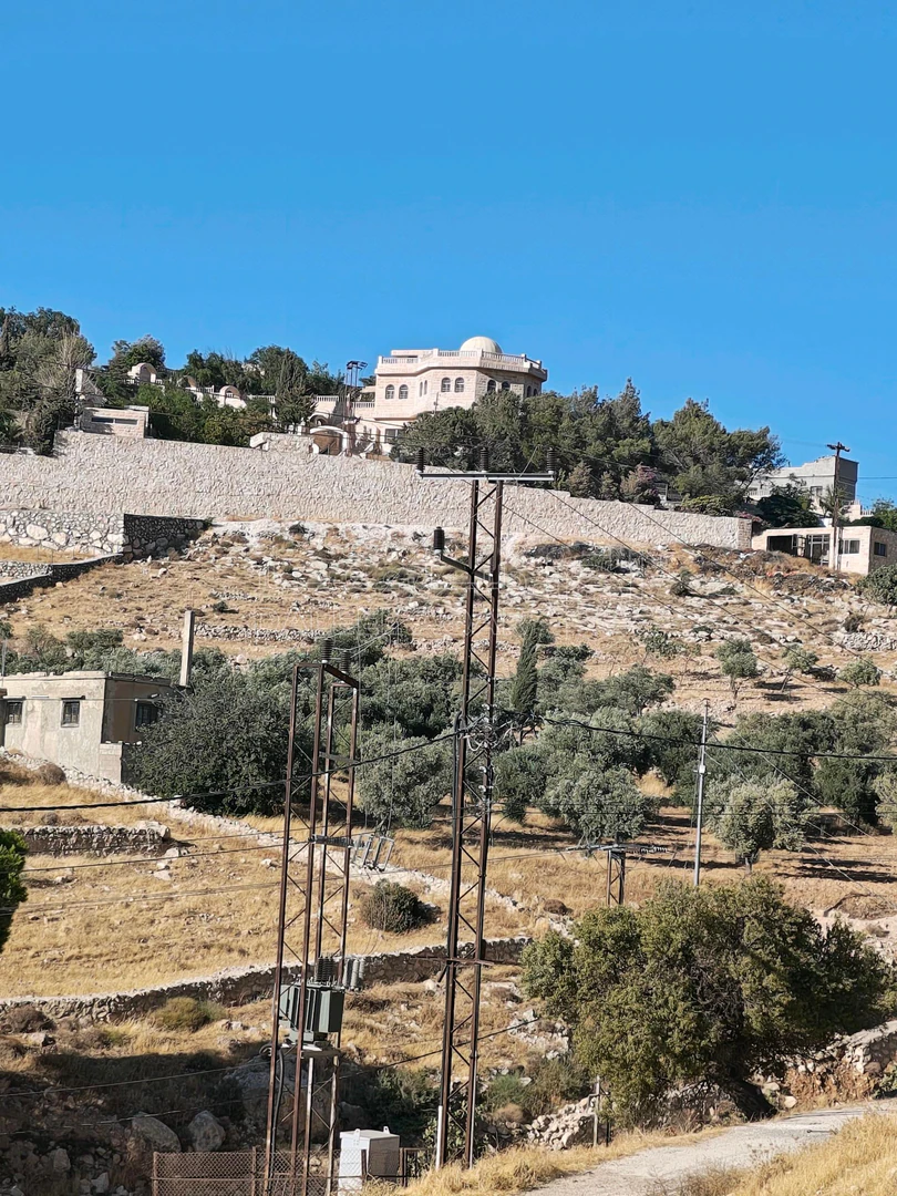 أرض في بيرين / أم رمانه - 120,000 دأ - صورة 1
