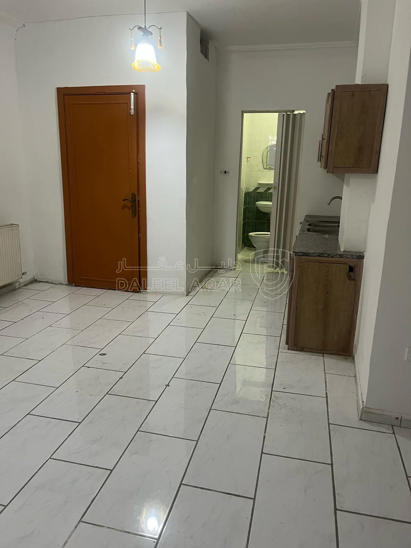 شقة في الجاردنز خلف جبري - 73,000 دأ - صورة 1