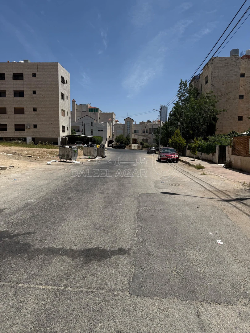 شقة في الدوار السابع مقابل ناد الجيل الجديد دخلة الترخيص - 67,000 دأ - صورة 1