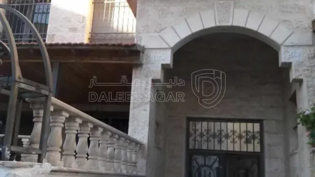 شقة - شقه للبيع من المالك مباشره الدوار الثامن البيادر  - 68000 دأ