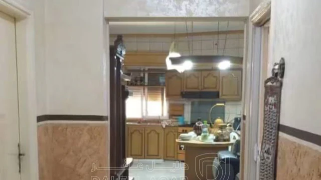 فيلا/منزل في 📍 الزرقاء – جبل طارق ( قرب مركز صحي جبل طارق ) - 105,000 دأ - صورة NaN