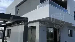 فيلا/منزل في عمان - ام رمانة - 235,000 دأ - صورة 1