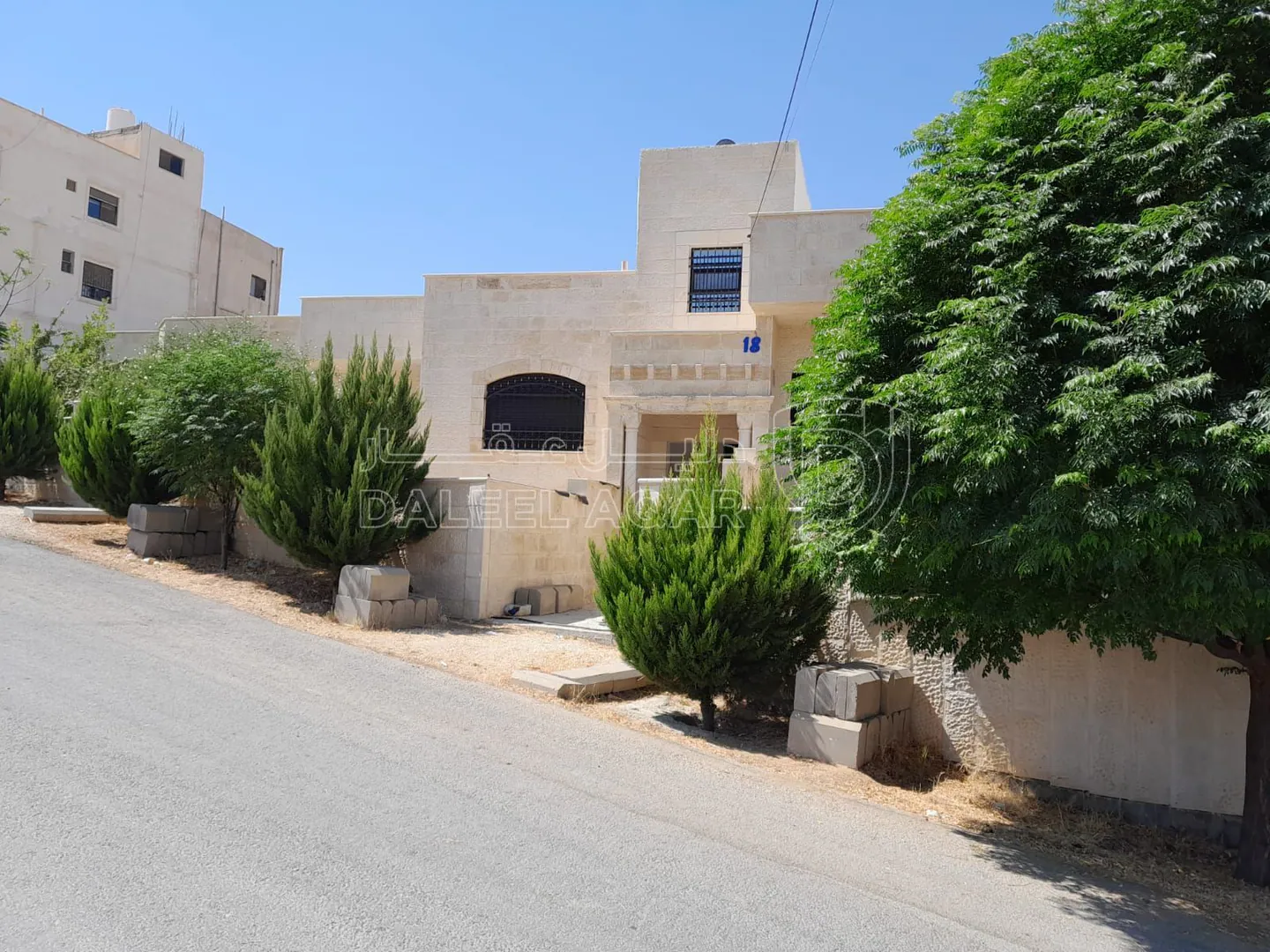 فيلا/منزل في عمان - مرج الحمام  - 280,000 دأ - صورة 1