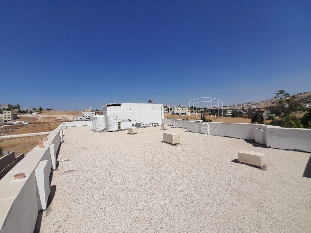 فيلا/منزل في عمان - مرج الحمام  - 280,000 دأ - صورة 1