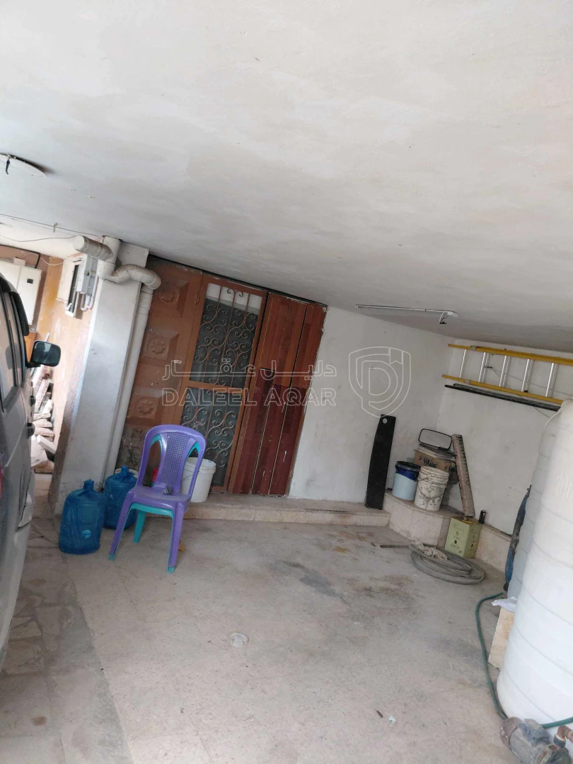 شقة في حي القادسيه بجانب مسجد عباد الرحمن  - 20,000 دأ - صورة 1