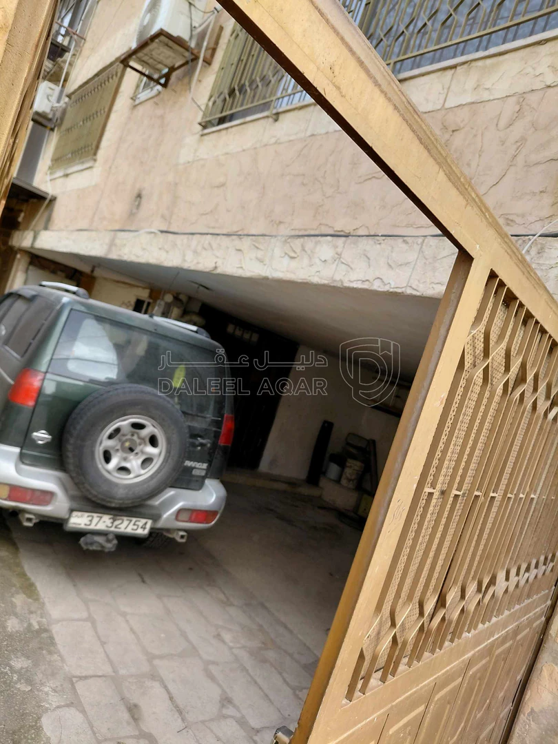 شقة في حي القادسيه بجانب مسجد عباد الرحمن  - 20,000 دأ - صورة 1