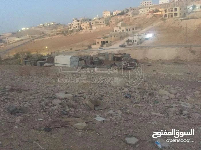 أرض في قطعة ارض طابو مستقل قرب دوار البادي - 18,000 دأ - صورة 1