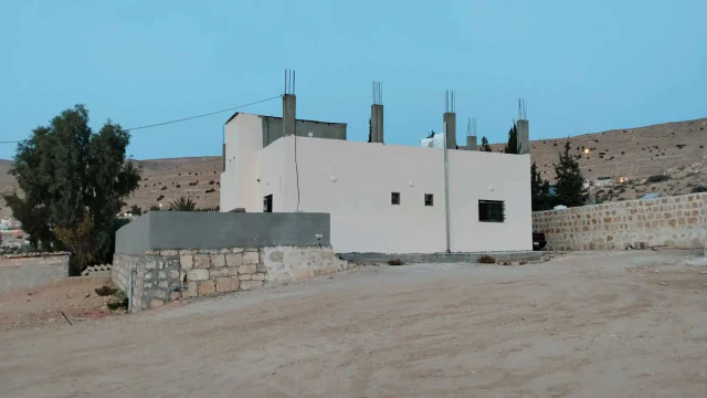 مبنى في وادي موسى - 90,000 دأ - صورة 1