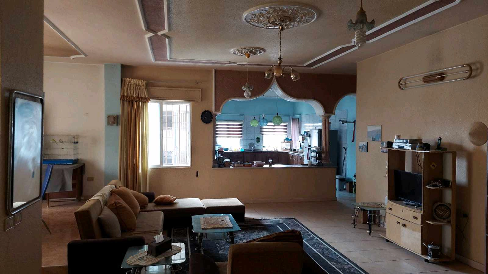 مبنى في فيلا للبيع  - 230,000 دأ - صورة 1