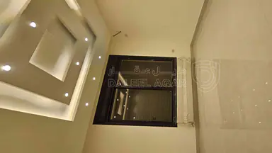 شقة في الجبيهه ام زويتينه دوبلكس درج داخلي اخير مع روف  - 135,000 دأ - صورة NaN