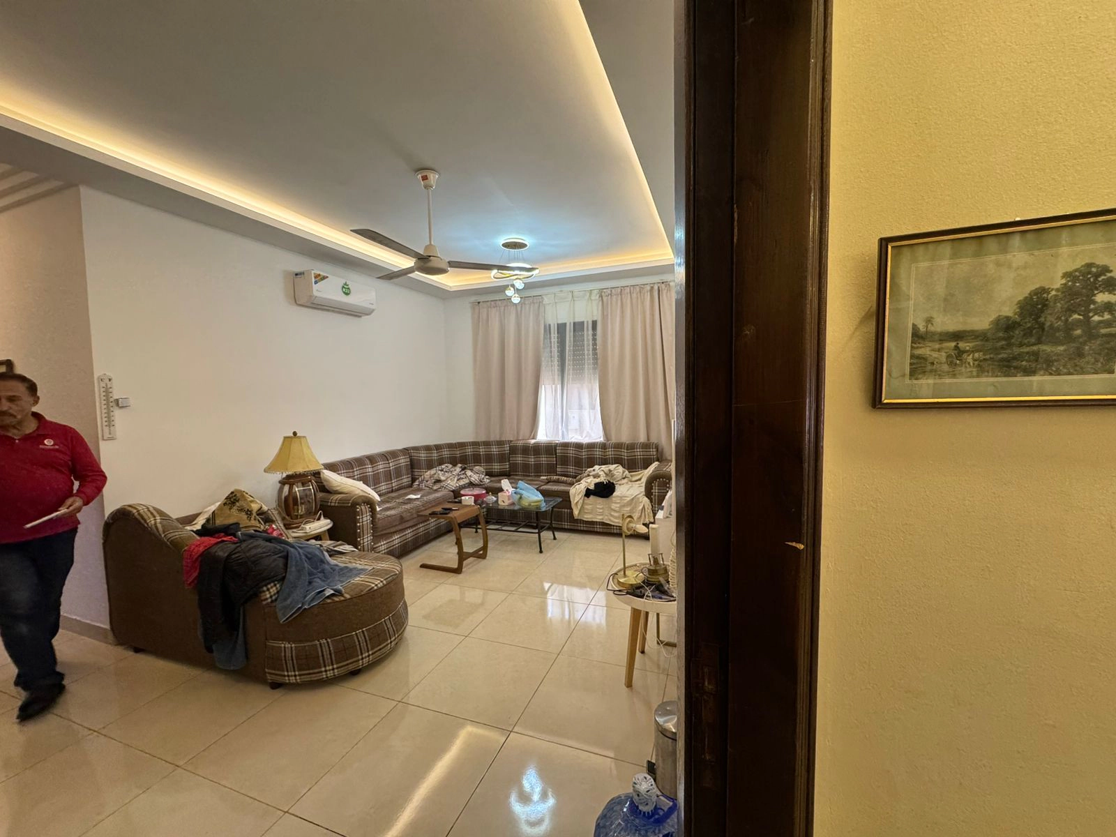 شقة في شارع الفارابي - 68,000 دأ - صورة 1