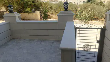 شقة في عين الباشا - حي الامير علي  - 69,000 دأ - صورة NaN