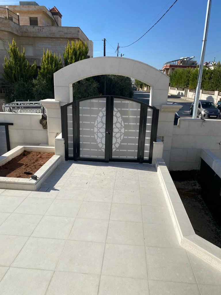 فيلا/منزل في طريق مرج الحمام البحر الميت.  مقابل كازيه السلام  - 525,000 دأ - صورة 1
