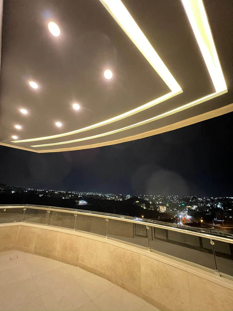 شقة في ابو علندا - إسكان الكهربا - قرب مسجد العتيبي - 95,000 دأ - صورة 1
