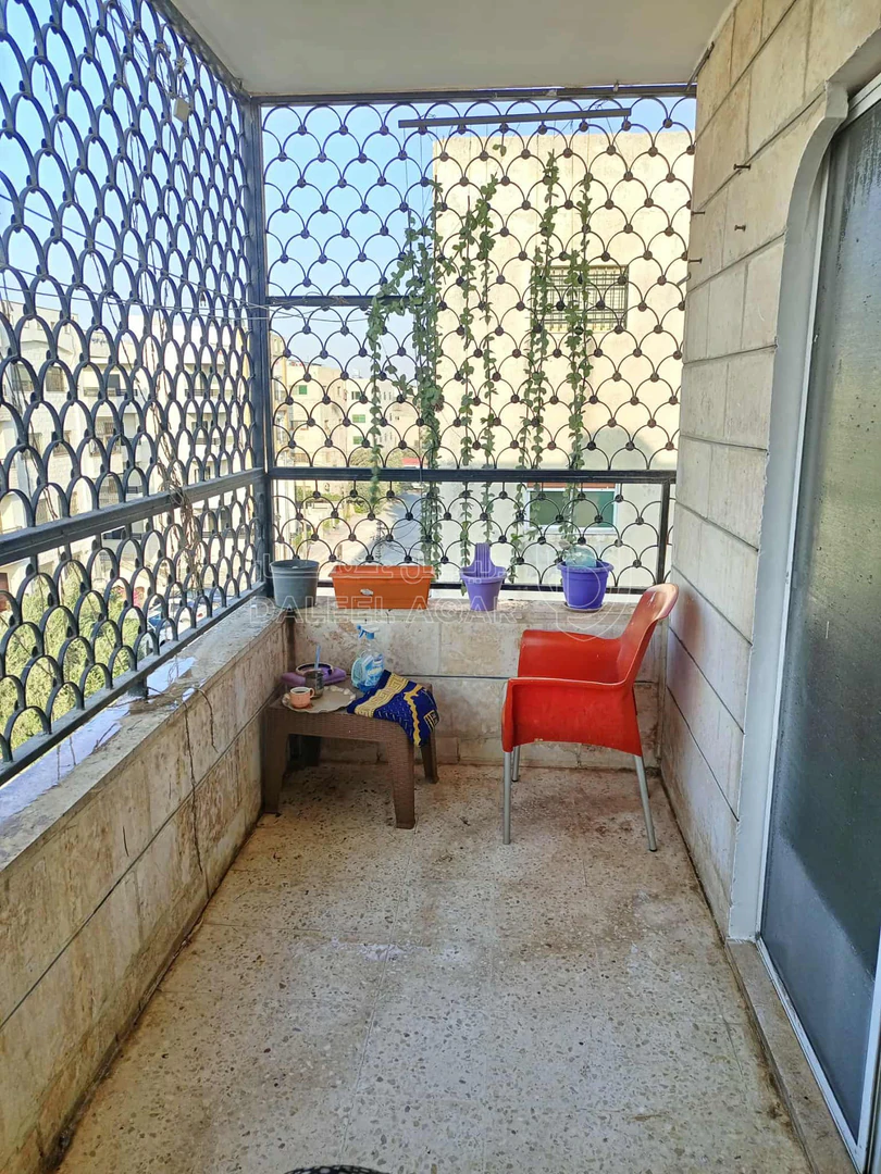 شقة في اربد الحي الشرقي - 35,000 دأ - صورة 1