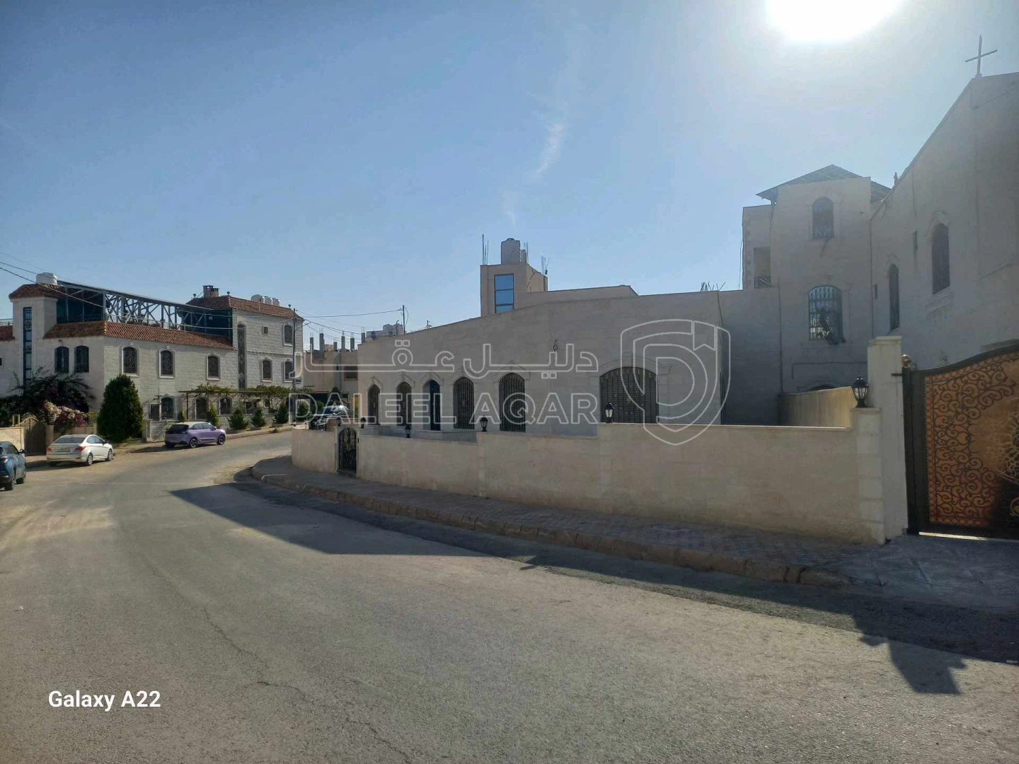 مبنى في الزرقاء مدينة الشرق المرحلة الثانية  - 150,000 دأ - صورة 1