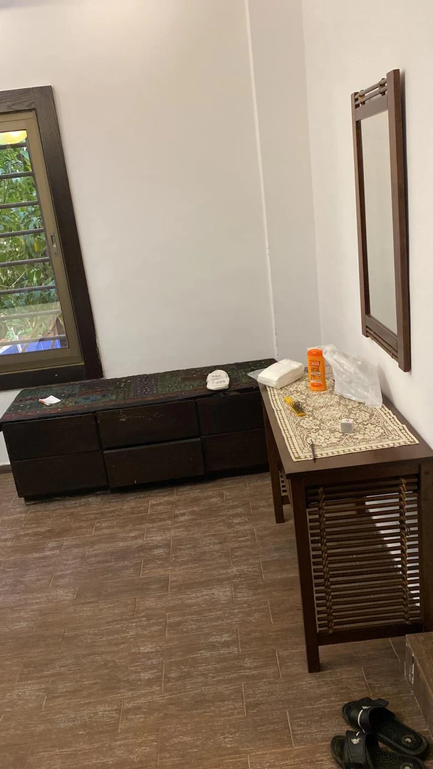 مزرعة/شاليه في شارع السرو  - 170,000 دأ - صورة 1