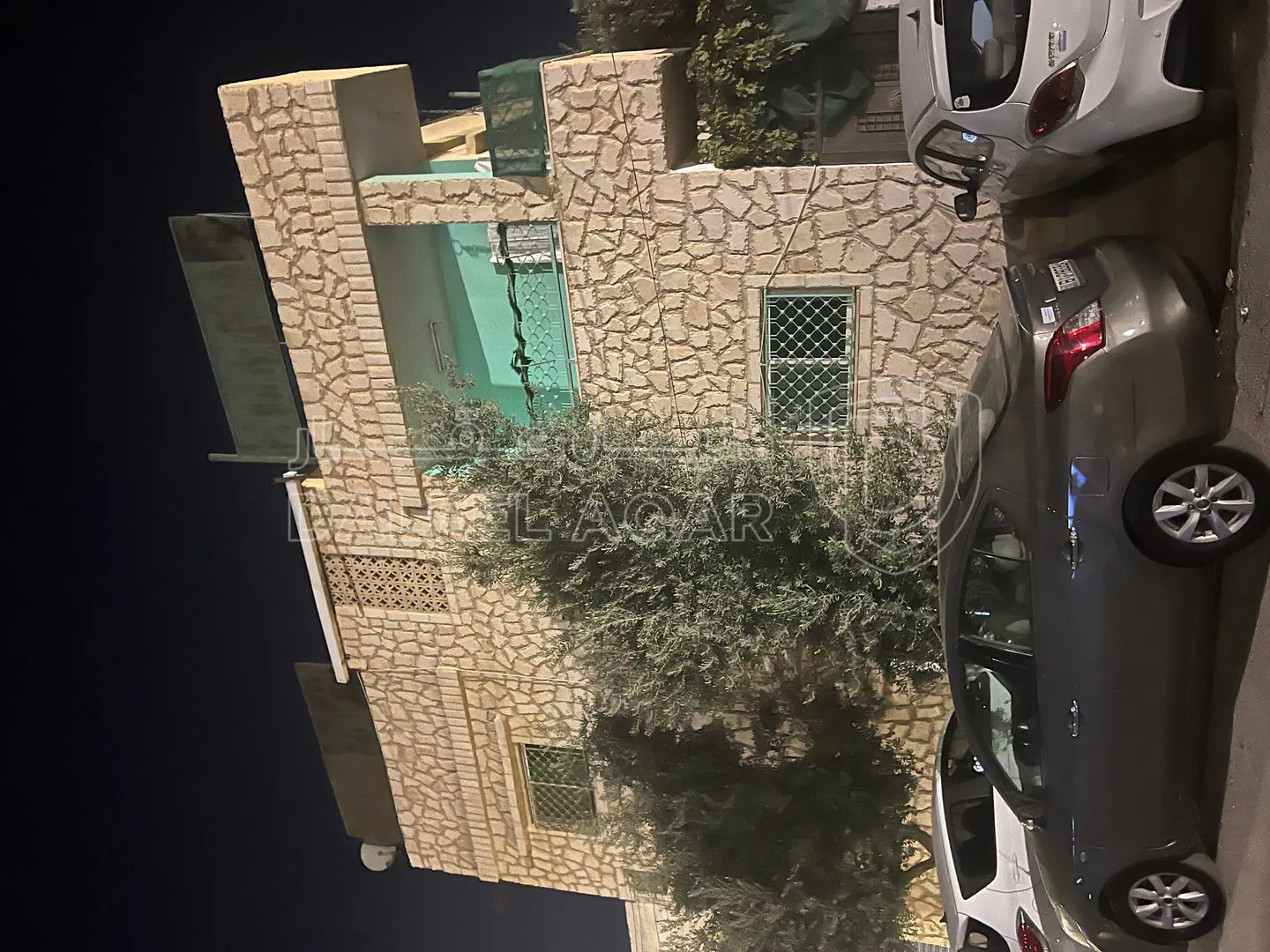 فيلا/منزل في الزرقاء جبل الاميرة رحمة - 75,000 دأ - صورة 1