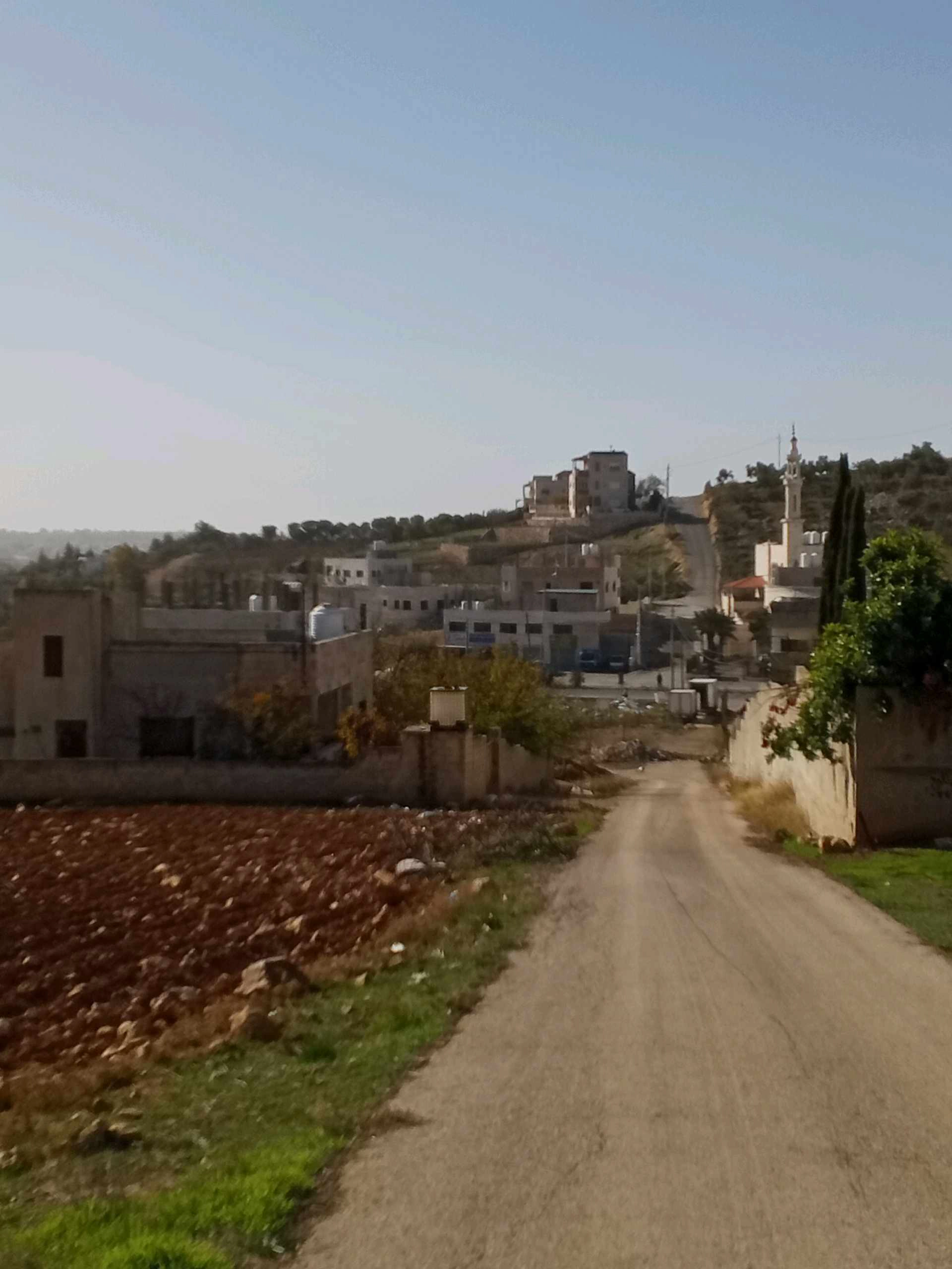 مبنى في ناعور - 150,000 دأ - صورة 1