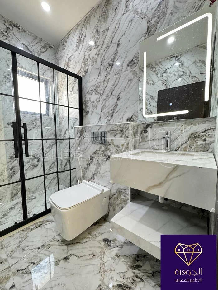 شقة في طابق اخير مع روف دوبلكس فاخر لم يسكن لقطه وبسعر مغري جداااا عرض خاص ع اخر شقة أرقى مناطق الجبيهة ام زويتنه  - 105,000 دأ - صورة 1