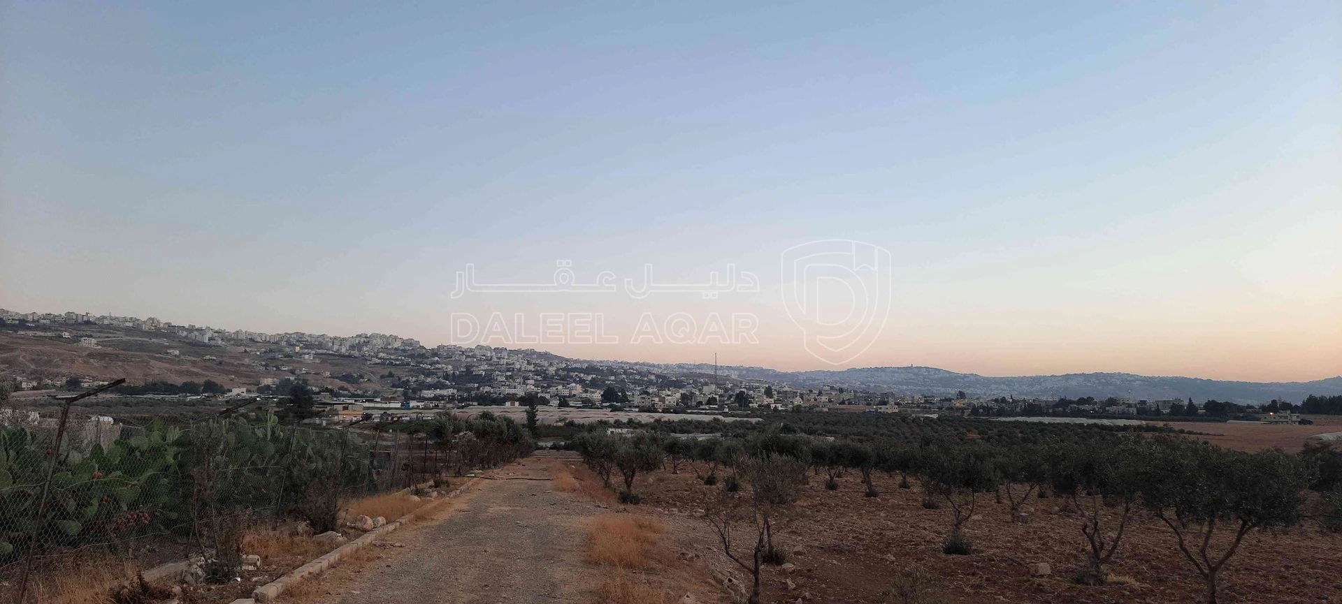 أرض في ارض للبيع موبص حوض سنينيه النصارى  - 220,000 دأ - صورة 1
