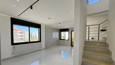 شقة في البنيات طريق المطار - 85,000 دأ - صورة NaN