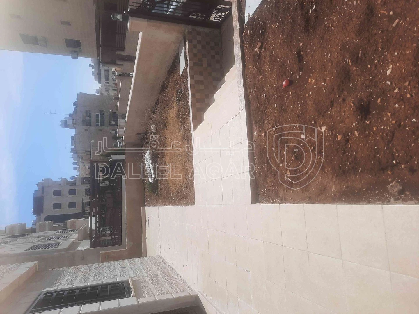 شقة في شقة ارضية مع حدائق للبيع في عرجان - 115,000 دأ - صورة 1